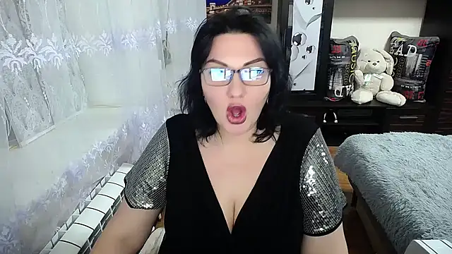 Snapshot of Lady_Boom_Wild_ chatting on February 11, 2025, 7:27 pm Lady Boom Wild online show from February 11, 2025, 7:27 pm