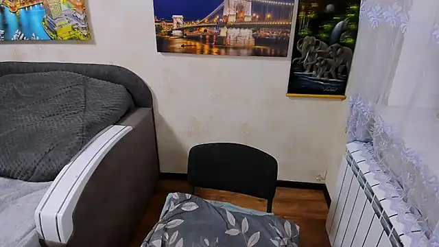 Lady Boom Wild  online show from February 28, 2026, 3:11 pm