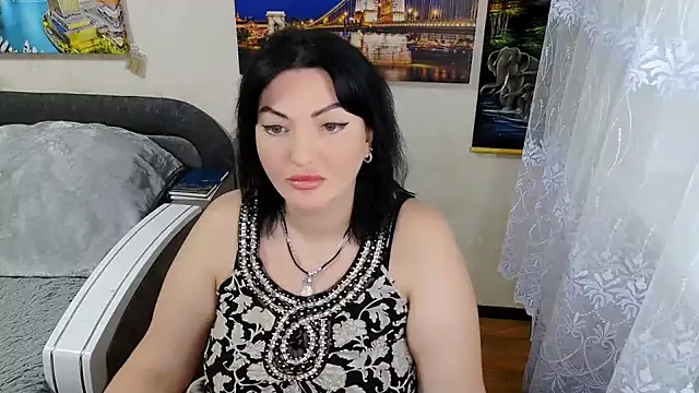 Lady Boom Wild  online show from October 28, 2025, 5:56 pm