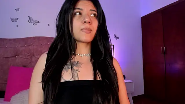 DesireSweet online show from April 1, 2026, 10:05 am