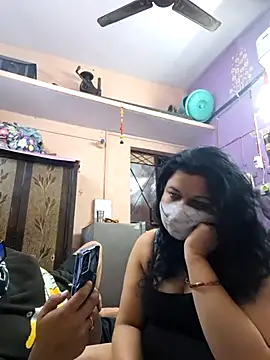 Snapshot of bobbyronak chatting on February 1, 2026, 7:34 pm bobbyronak online show from February 1, 2026, 7:34 pm