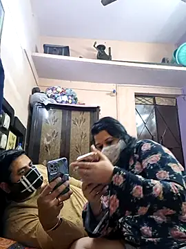 Snapshot of bobbyronak chatting on February 4, 2026, 6:47 pm bobbyronak online show from February 4, 2026, 6:47 pm