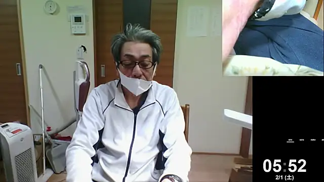 Snapshot of mama010-chan chatting on January 31, 2025, 8:54 pm mama010-chan online show from January 31, 2025, 8:54 pm