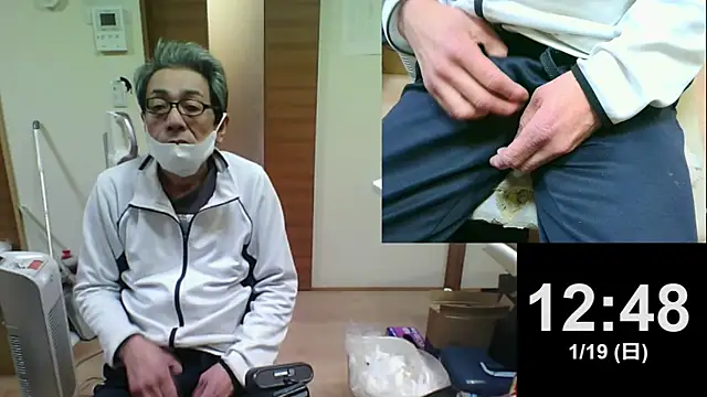 Snapshot of mama010-chan chatting on January 19, 2025, 3:50 am mama010-chan online show from January 19, 2025, 3:50 am