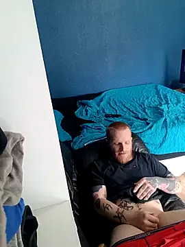 GINGERHEADMAN online show from March 17, 2025, 8:40 pm