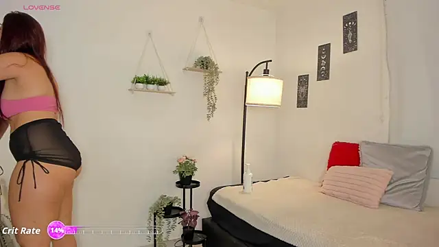 Snapshot of sara_sweet9 chatting on September 24, 2025, 11:10 pm sara sweet9 online show from September 24, 2025, 11:10 pm