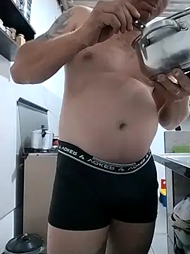 LOIROGOSTOSO87 online show from September 12, 2025, 10:09 pm