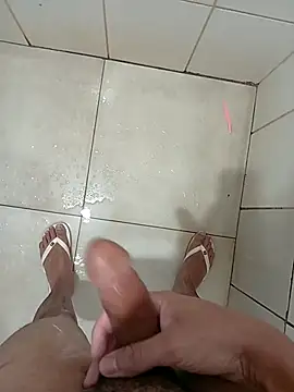 Snapshot of ANTI chatting on October 24, 2025, 9:47 pm ANTI online show from October 24, 2025, 9:47 pm