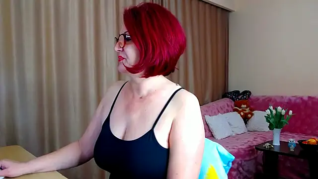 Snapshot of EdithCharm chatting on November 15, 2025, 3:05 pm EdithCharm online show from November 15, 2025, 3:05 pm