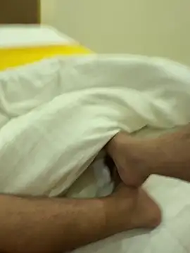 yourlover7227 online show from September 22, 2025, 3:34 am