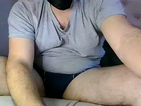 Snapshot of bilbi06 chatting on January 8, 2025, 2:03 pm bilbi06 online show from January 8, 2025, 2:03 pm