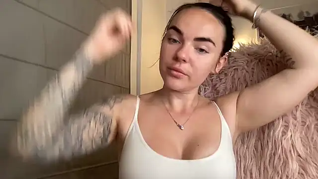 yorkshiregal online show from February 22, 2025, 5:02 am