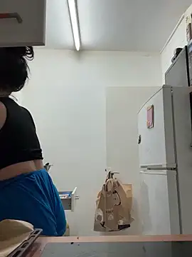 yorkshiregal online show from November 11, 2025, 8:03 pm