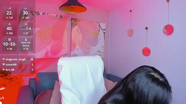 MiaDlucca online show from March 7, 2025, 12:37 am