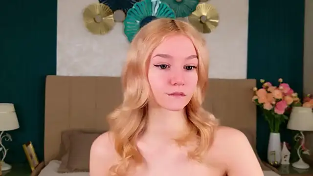 NaomiLoys online show from March 7, 2026, 10:54 am