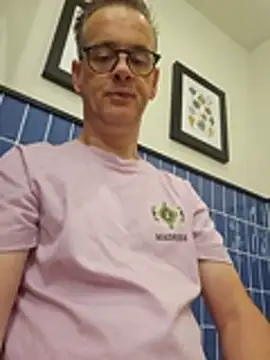 Snapshot of Hectorthyssen1 chatting on July 31, 2026, 8:47 am Hectorthyssen1 online show from July 31, 2026, 8:47 am
