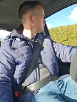 Hectorthyssen1 online show from March 25, 2026, 3:44 pm