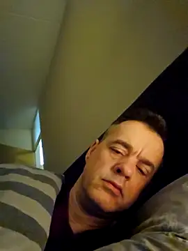 Hectorthyssen1 online show from February 16, 2025, 8:43 am