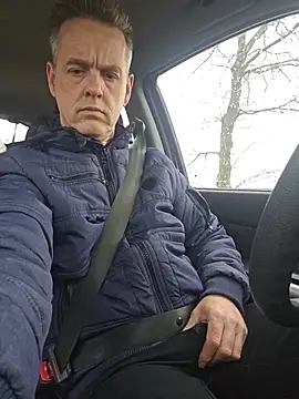 Hectorthyssen1 online show from April 13, 2026, 2:54 pm