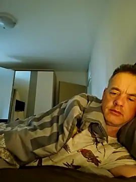 Hectorthyssen1 online show from September 13, 2025, 6:57 am