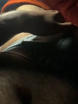 studdboyy online show from December 22, 2025, 5:24 pm