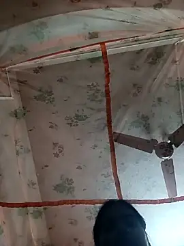 Sexy-Mona2 online show from November 16, 2025, 1:27 pm