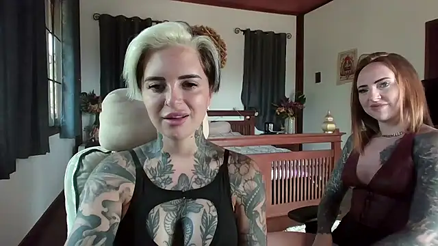 Snapshot of Alexandersonxo chatting on March 4, 2026, 6:21 am Alexandersonxo online show from March 4, 2026, 6:21 am