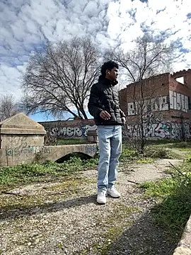 Ryan-hot online show from March 15, 2025, 10:24 am