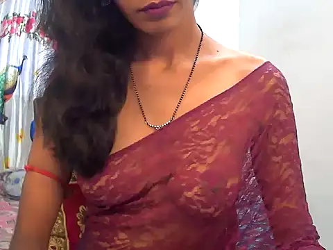 sexy janu25 online show from June 4, 2026, 5:56 am