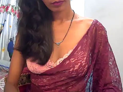 sexy janu25 online show from June 24, 2026, 6:12 am