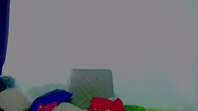 alexandrasexy32 online show from October 5, 2025, 2:52 pm