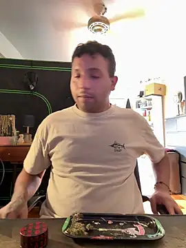 TacosSenpai online show from October 6, 2025, 4:24 am