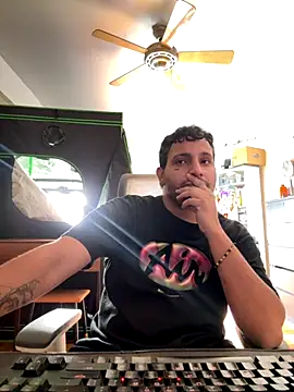 TacosSenpai online show from October 10, 2025, 5:08 am