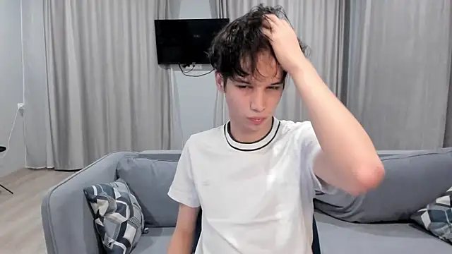 Snapshot of Im_Shine_Guy chatting on December 1, 2024, 7:30 pm Im Shine Guy online show from December 1, 2024, 7:30 pm