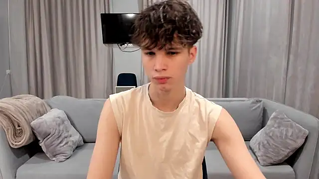 Snapshot of Im_Shine_Guy chatting on December 22, 2024, 7:52 pm Im Shine Guy online show from December 22, 2024, 7:52 pm