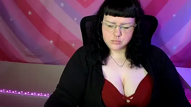 Flamefairy710 online show from November 5, 2025, 7:44 am