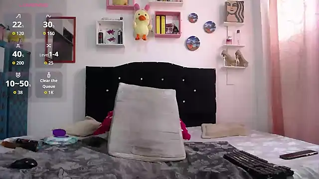 la gatabk  online show from February 22, 2026, 6:42 pm