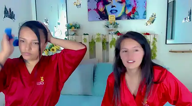 Sharon et Khloe12 online show from December 18, 2024, 8:47 pm