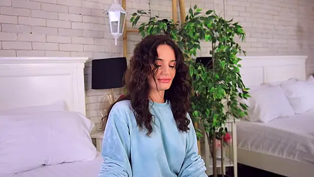 CarlaWhite online show from October 5, 2025, 3:52 am