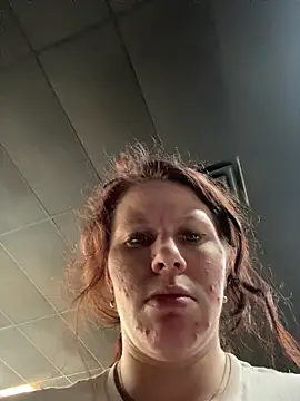 HotMessStilltheBest online show from February 15, 2026, 2:56 am