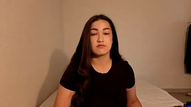 Snapshot of Aria_Blisss chatting on June 28, 2026, 2:51 am Aria Blisss online show from June 28, 2026, 2:51 am