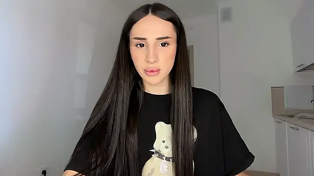 Kim Oberlin  online show from March 27, 2026, 12:06 pm