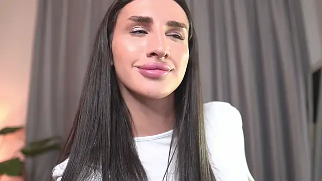 Kim Oberlin  online show from September 17, 2025, 11:45 am