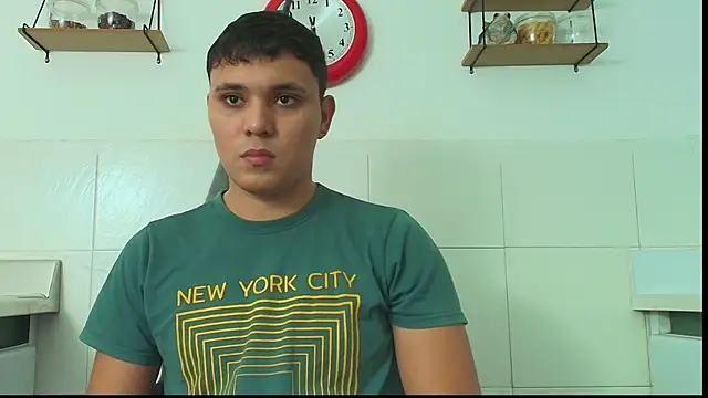 Snapshot of couple_lovelyds chatting on October 19, 2025, 8:44 pm couple lovelyds online show from October 19, 2025, 8:44 pm