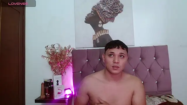 Snapshot of couple_lovelyds chatting on September 28, 2025, 8:38 pm couple lovelyds online show from September 28, 2025, 8:38 pm