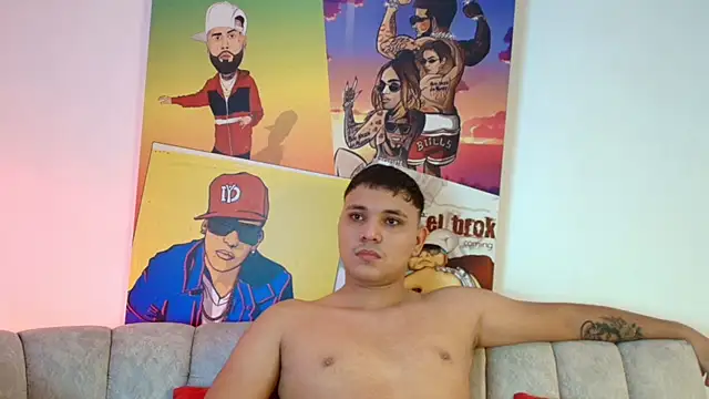 couple lovelyds online show from February 28, 2026, 8:41 pm