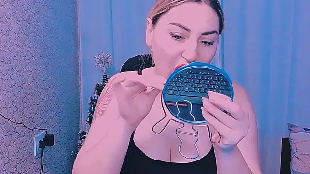 JaneLaJewel online show from January 8, 2026, 6:47 pm