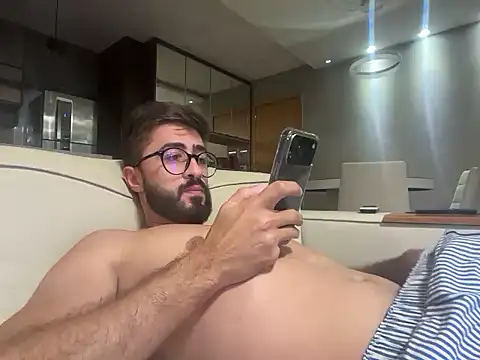 gabrielc27 online show from March 1, 2026, 10:32 pm