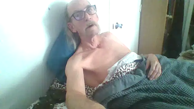 friendlychat1 online show from October 7, 2025, 7:48 pm
