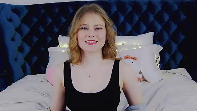 Snapshot of SelinSwarovski chatting on March 11, 2025, 11:47 pm SelinSwarovski online show from March 11, 2025, 11:47 pm